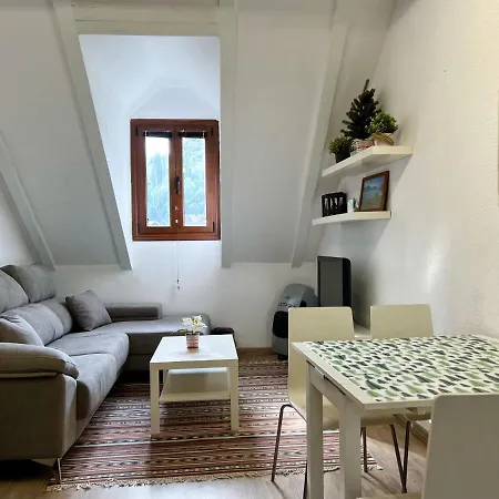 Locky - Espacio Y Exclusividad ❅ Pirineos360 ❅